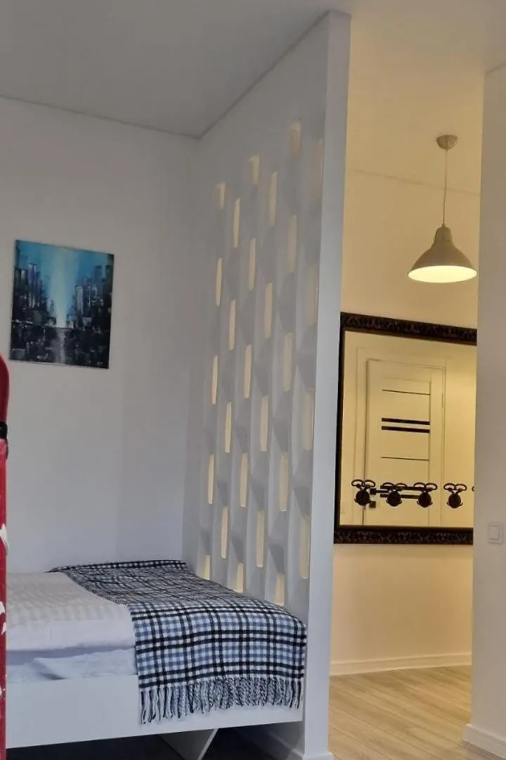 Апартаменти Поруч З М. Палац Україна Kijev Apartman
